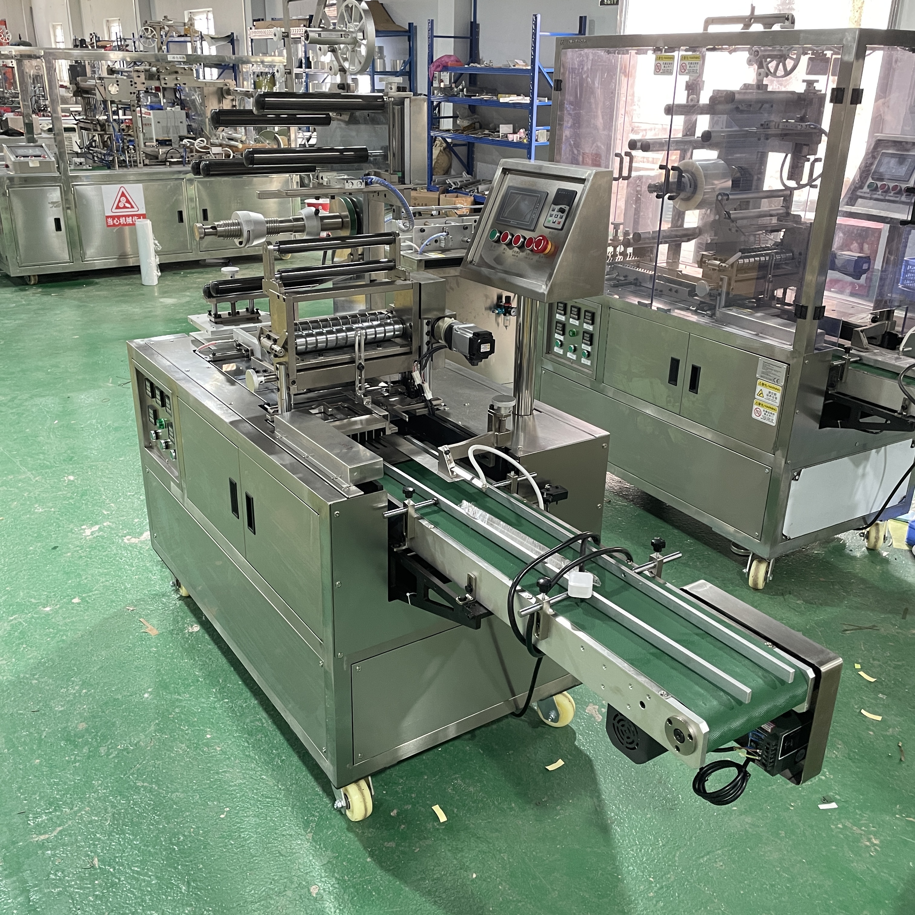 Fully Automatic High-End Eyeshadow Products Plastic Film Sealing Machine