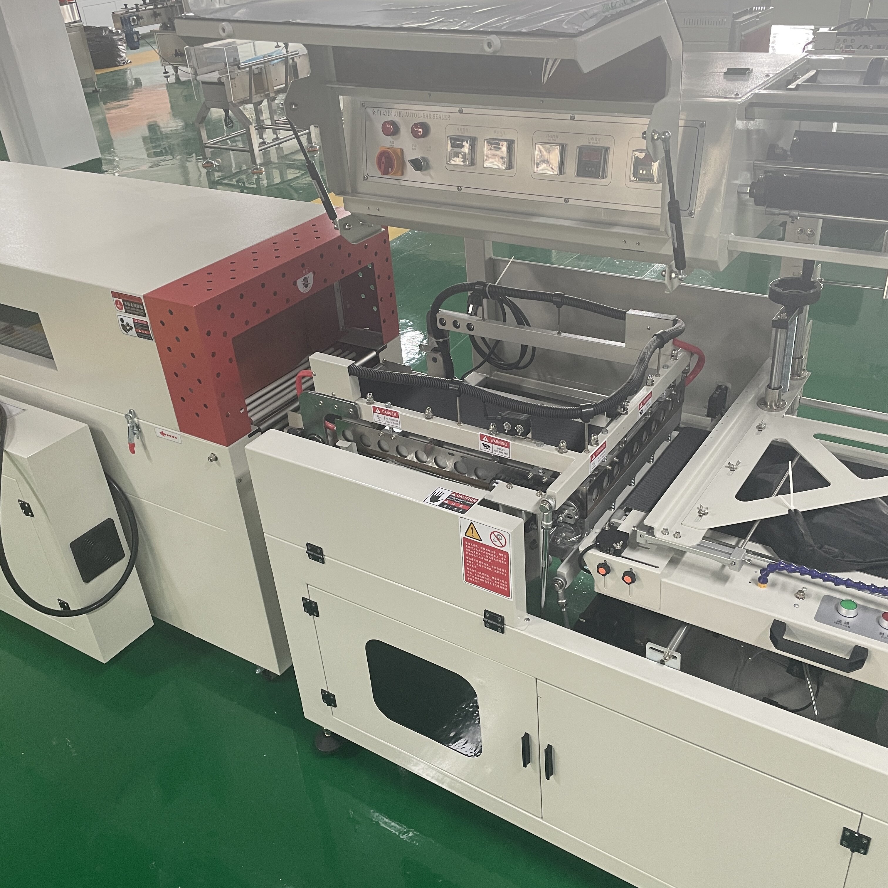 High-Quality Fully Automatic Sealing and Cutting Cosmetics Machine