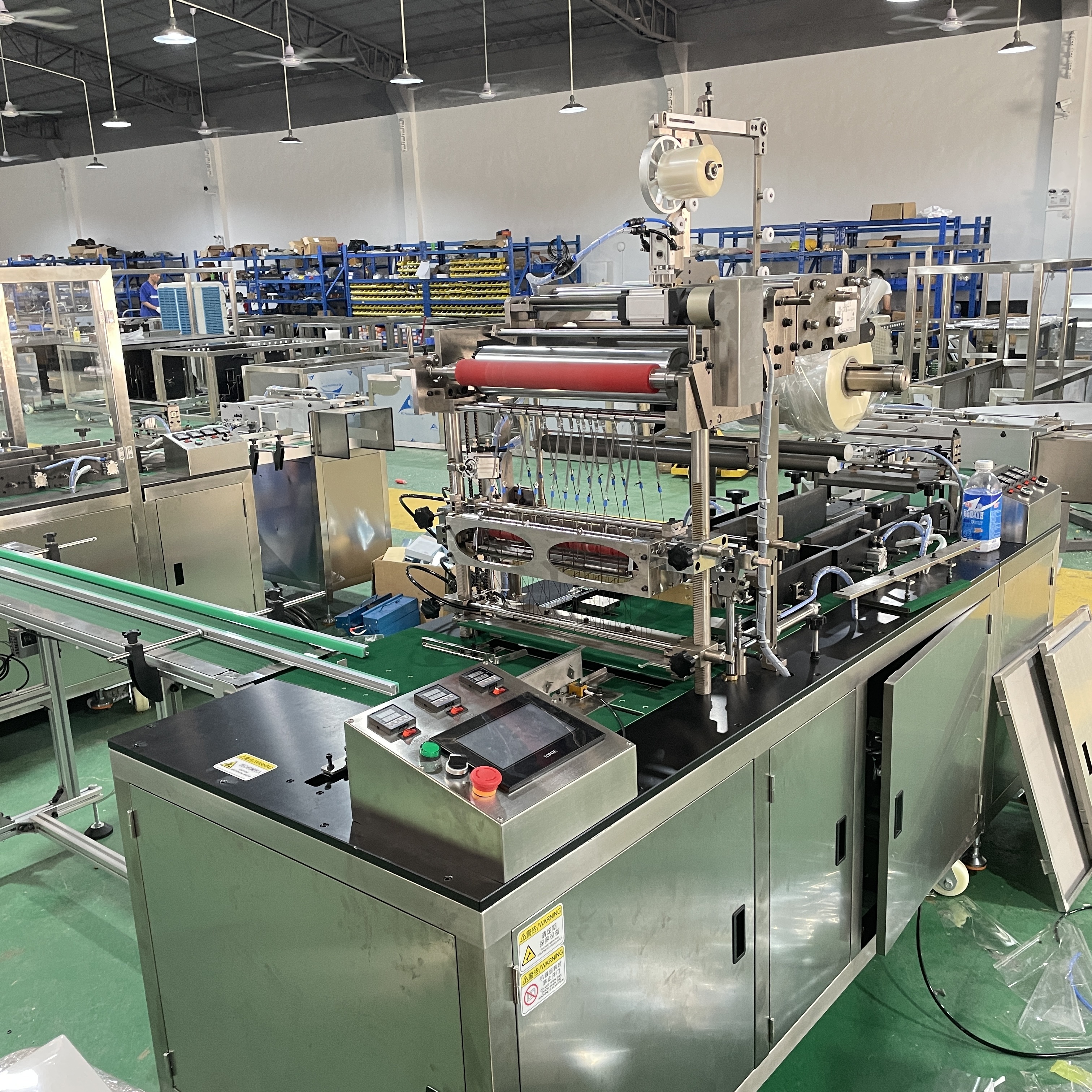 Automatic High-End Transparent Film Three Dimensional Skin Care Product Packaging Machine