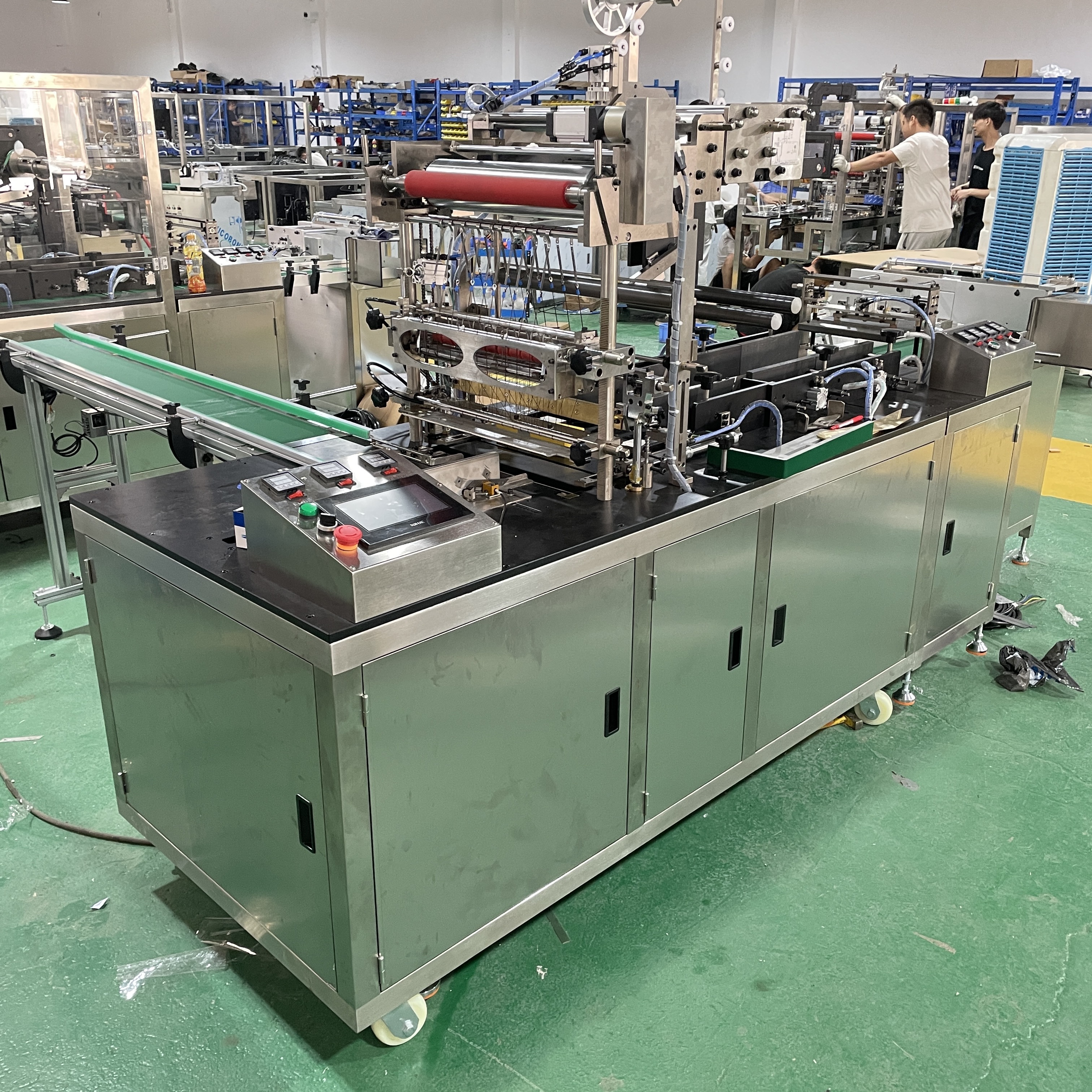 Automatic High-End Transparent Film Three Dimensional Skin Care Product Packaging Machine