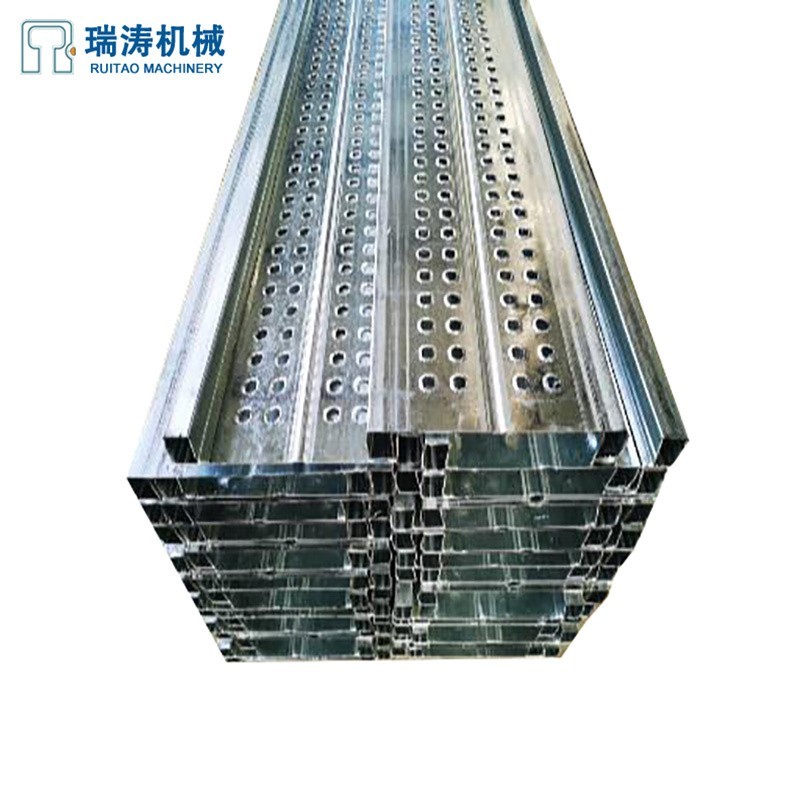The role of steel springboard