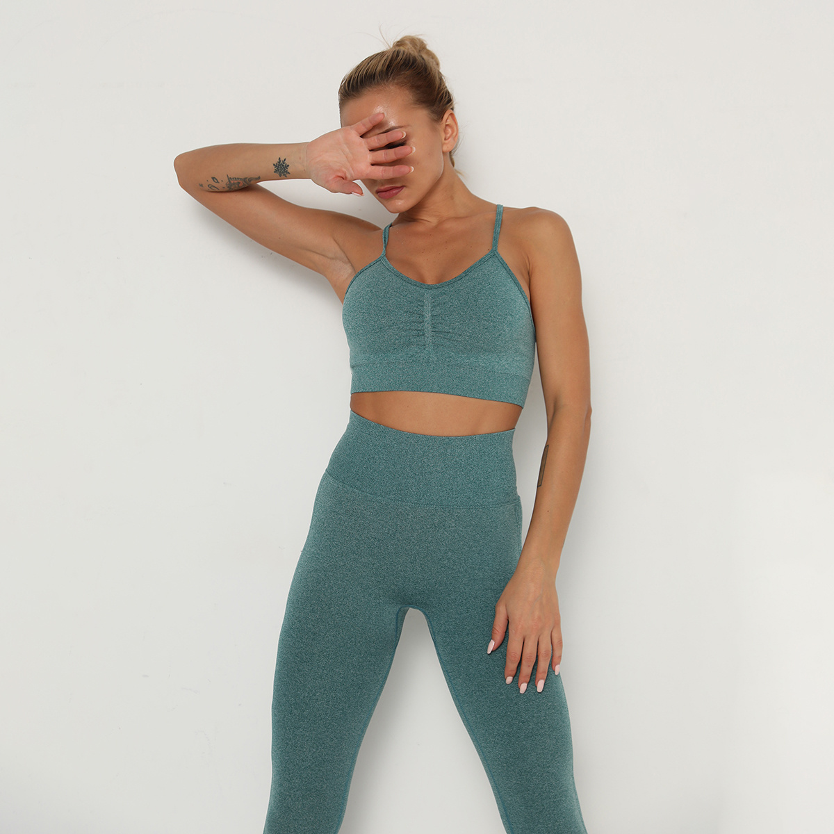 Wholesale Manufacture Cheap Seamless Breathable Sports Bra Women Fitness Tops