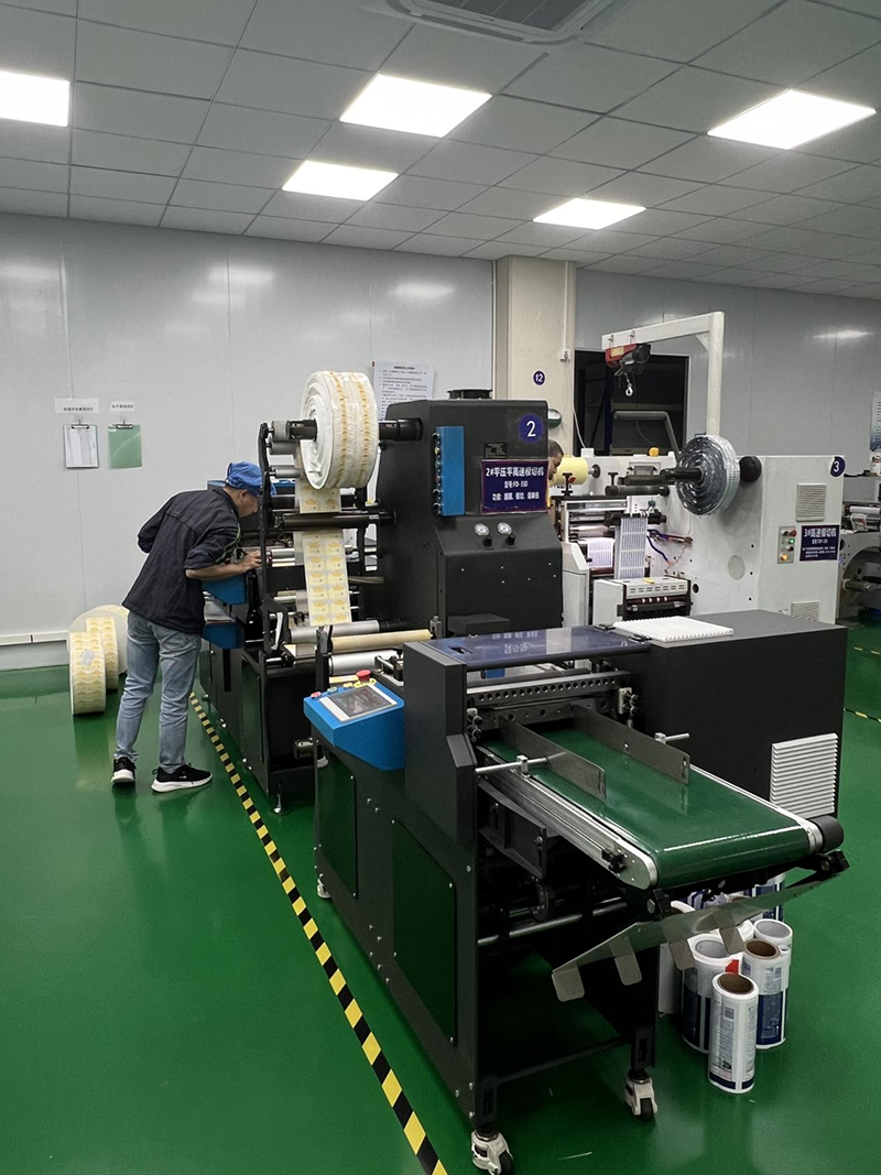 Flatbed High-Speed Die Cutting Machine Flatbed High-Speed Die Cutting Machine
