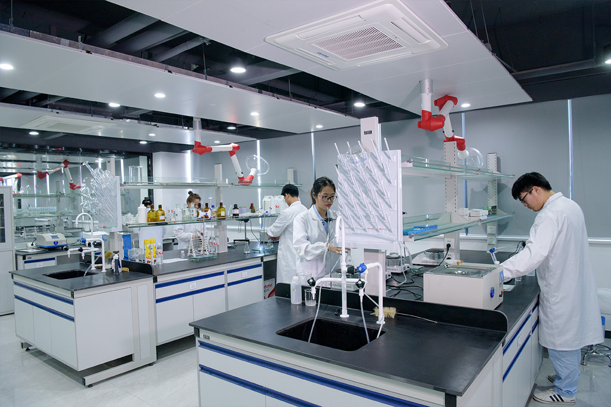 Physical and chemical laboratory