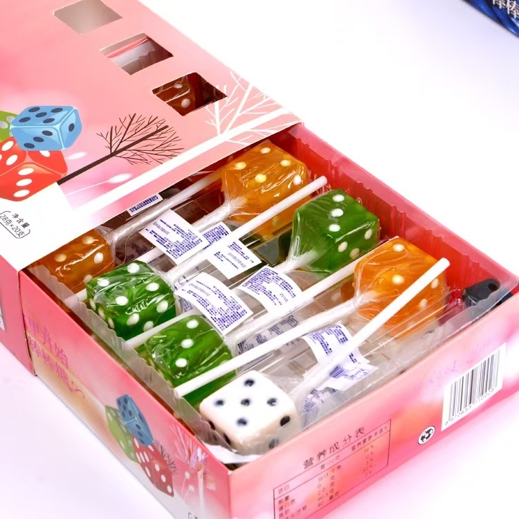Dice shape lollipop