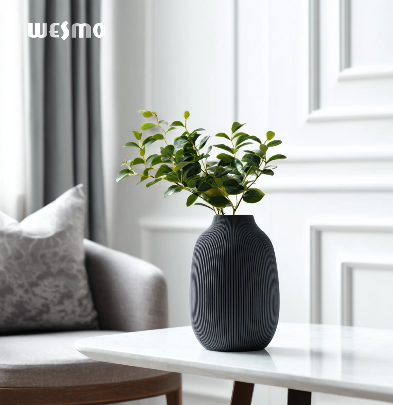 Serenity Lines Vase – Quiet Grace in Every Curve