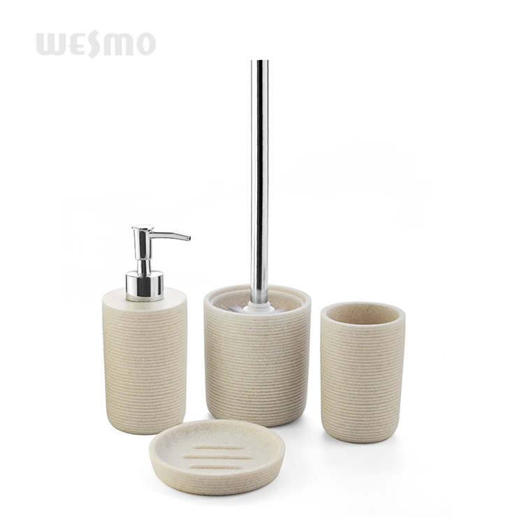 Factory delivery sandy polyresin bathroom accessories set decoration with soap dish