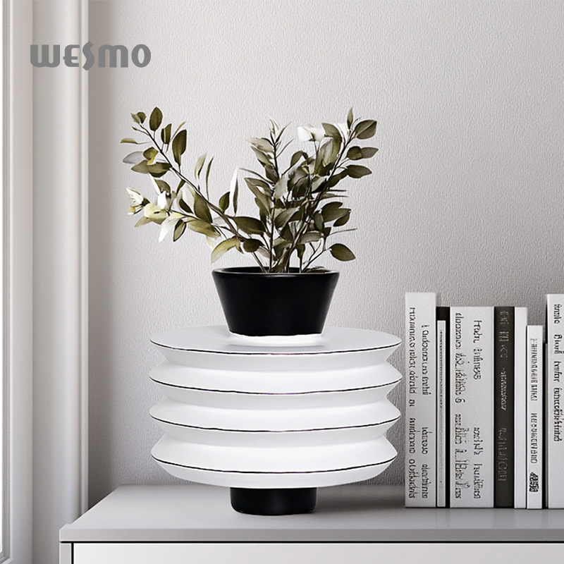European style simple light luxury black and white striped ring resin vase home decoration vase decoration ornaments