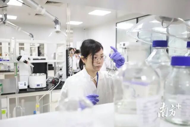 粤澳合作中医药科技产业园实验室。 