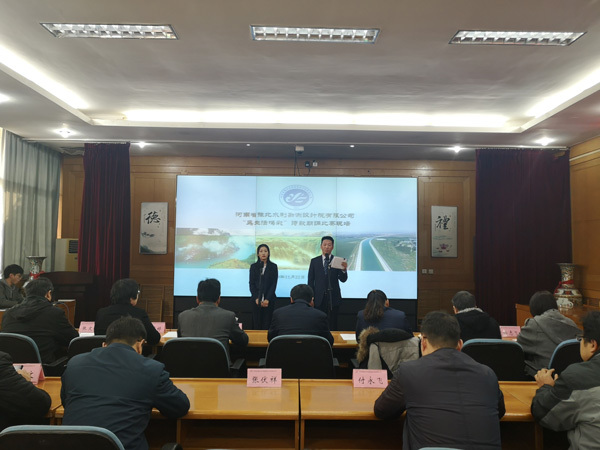 我公司成功举办“为生活喝彩”诗歌朗诵比赛