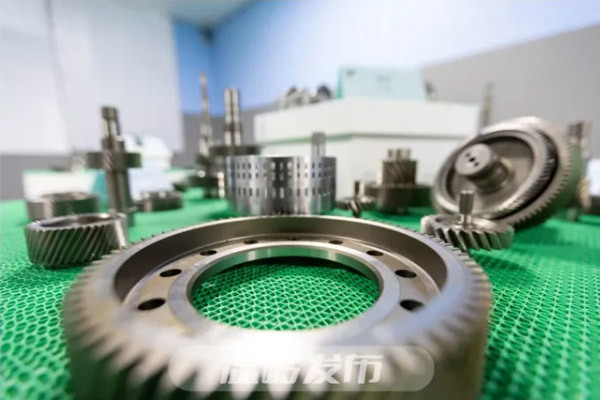 Giant Leap Gear Jointly Hosts the 7th High-Precision Gear Manufacturing Technology Seminar