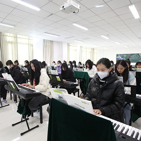 管理学院