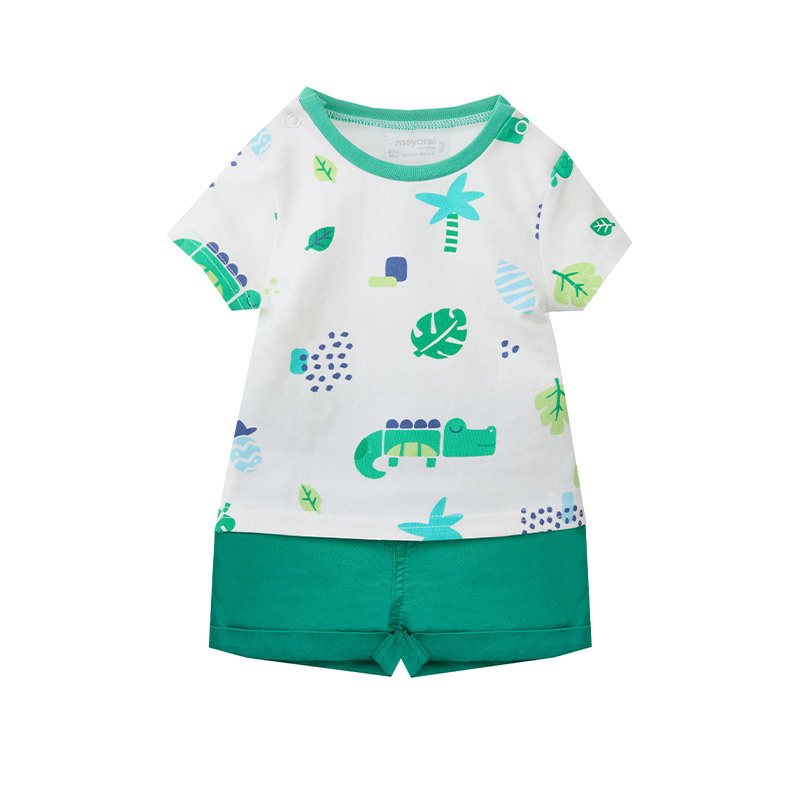 Children's clothing