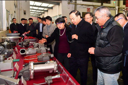 Mayor Tang visited private enterprises and visited Kanghui Company