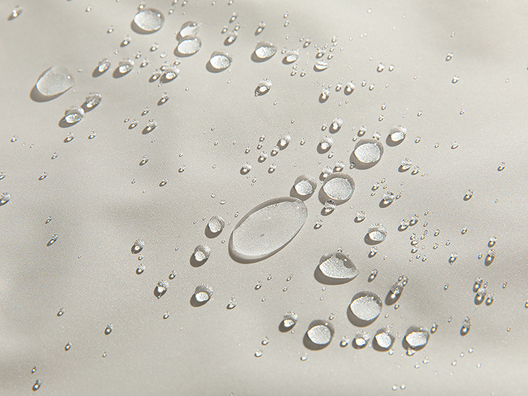  Winddichte und wasserdichte Jacke 