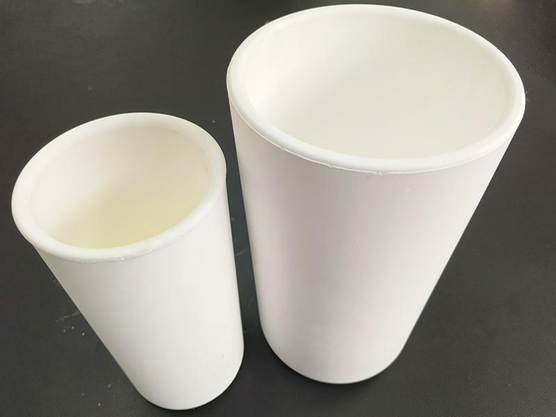 Yttrium oxide ceramic crucible