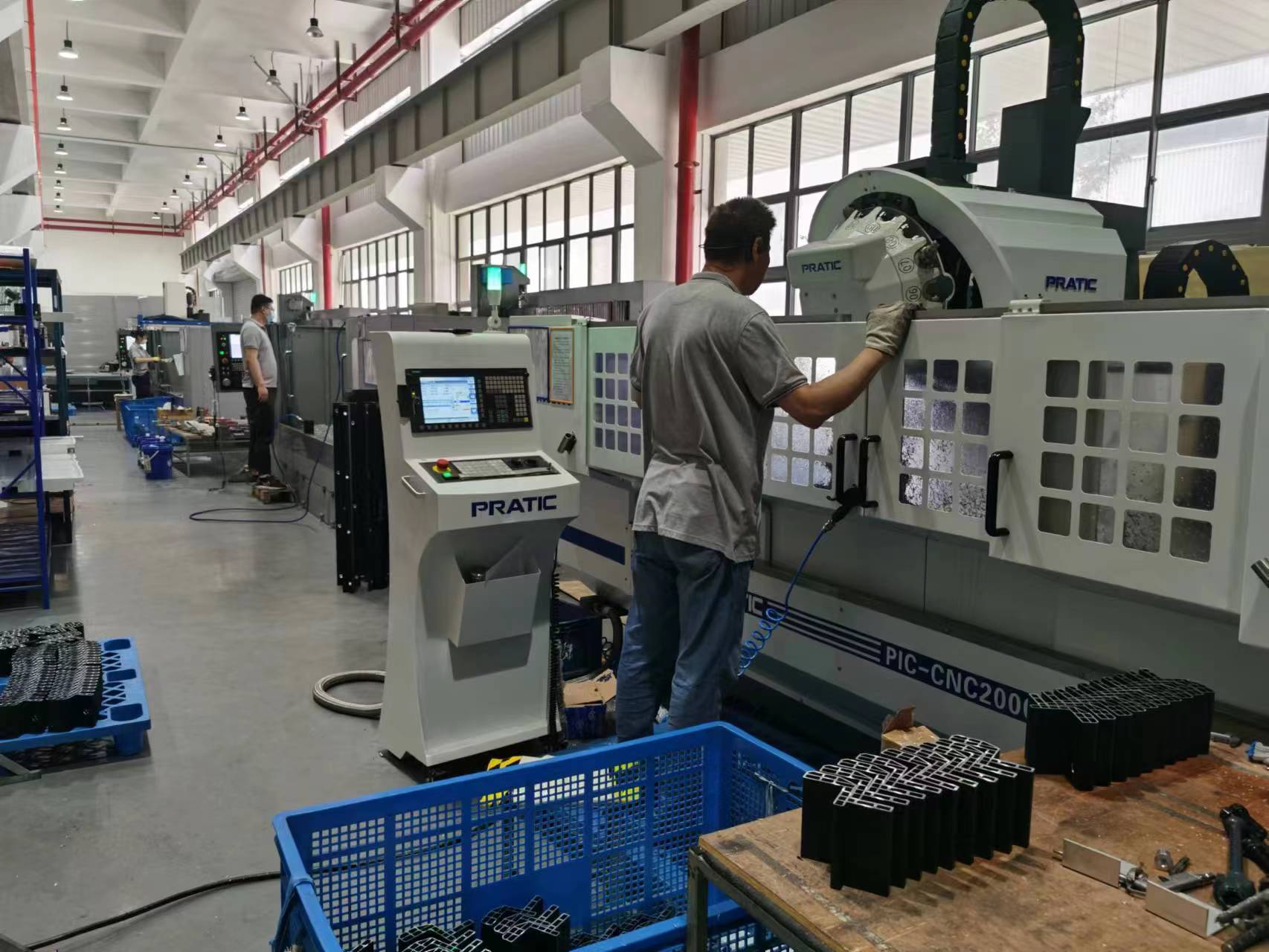 Workshop equipment