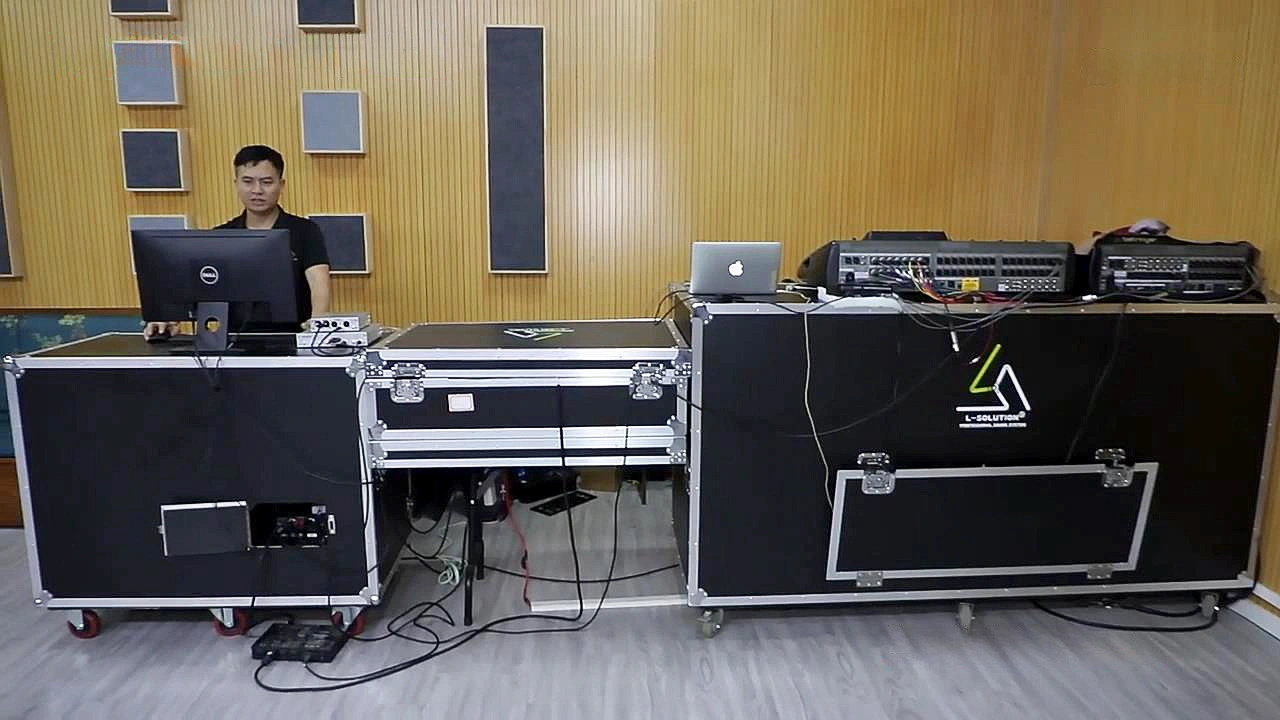 Speaker Test Hall