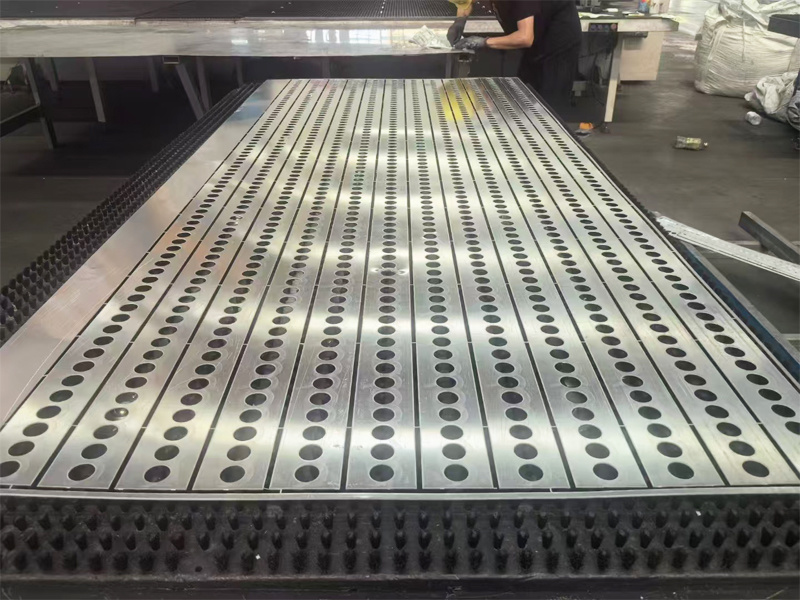 Perforated plate