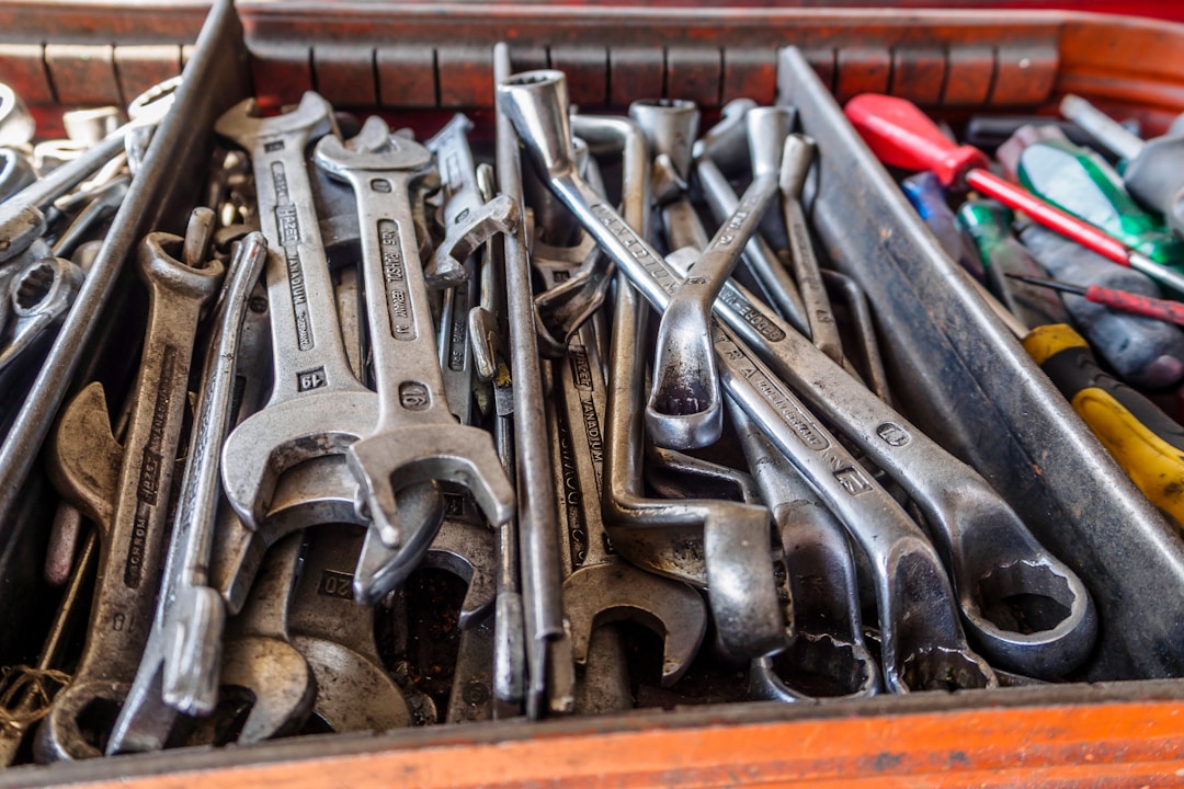 Here are nine optimized titles for "How to Use Toolbox": Here are nine optimized titles for "How to Use Toolbox":