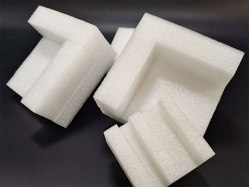Application of special-shaped pearl cotton in automobile industry