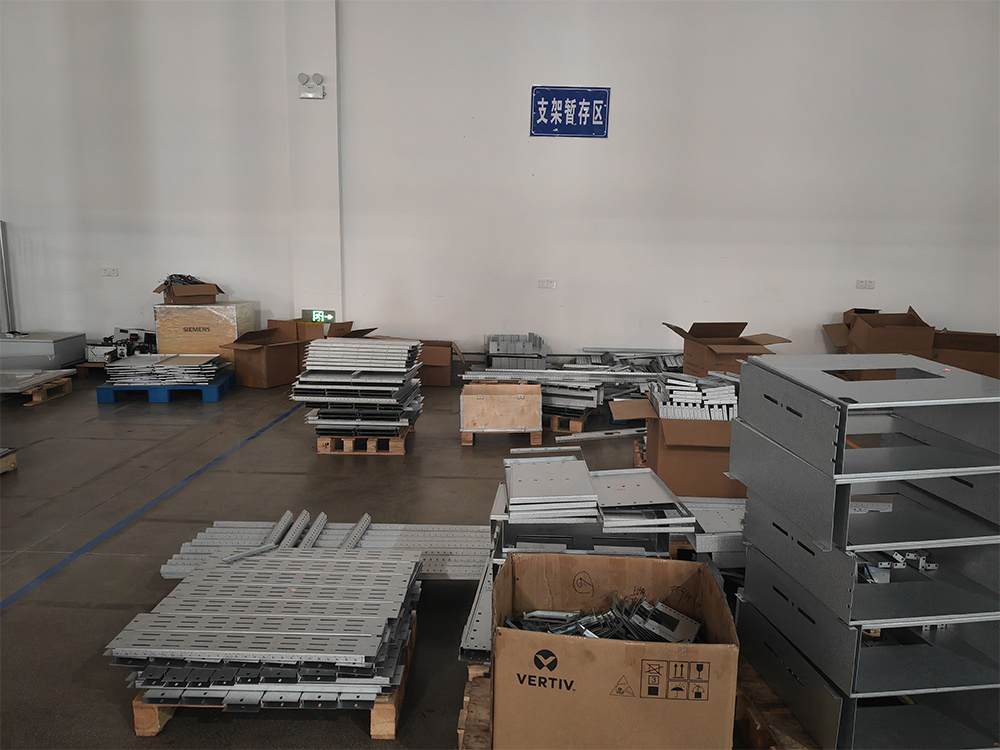 Bracket temporary storage area Bracket temporary storage area