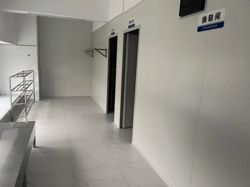 Visitor corridor
