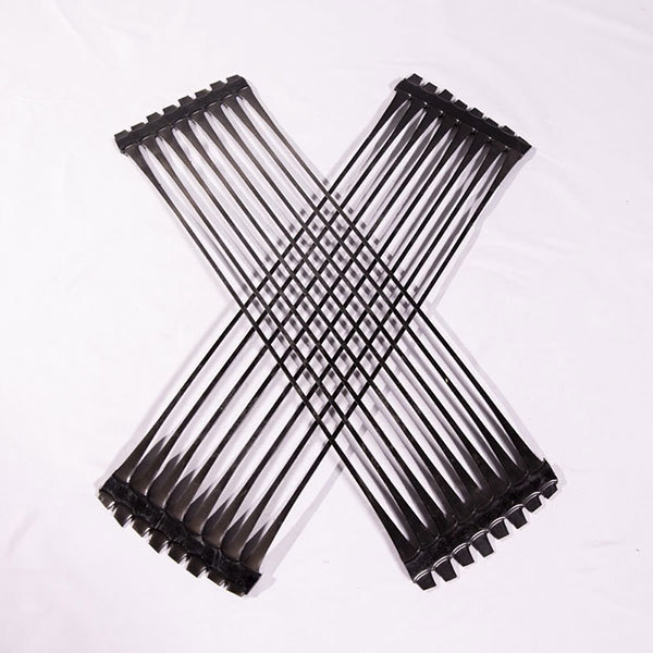 Driveway Geogrids Plastic PP HDPE Uniaxial Geogrid 100/20 KN for Road Project for Retaining Walls Landfill Roads