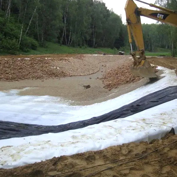 PP Pet Short Fiber Non-Woven Geotextile with Thermal Bonded UV Resistance