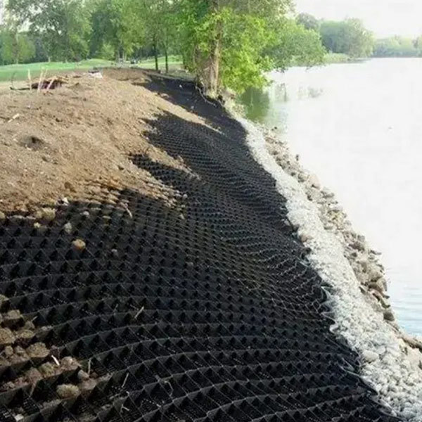 Application of geocells in river bank and river canal projects
