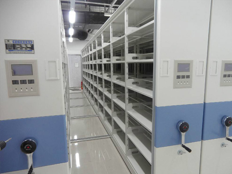 Mobile shelving
