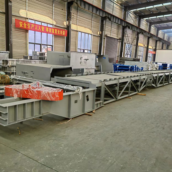 Coal conveyor