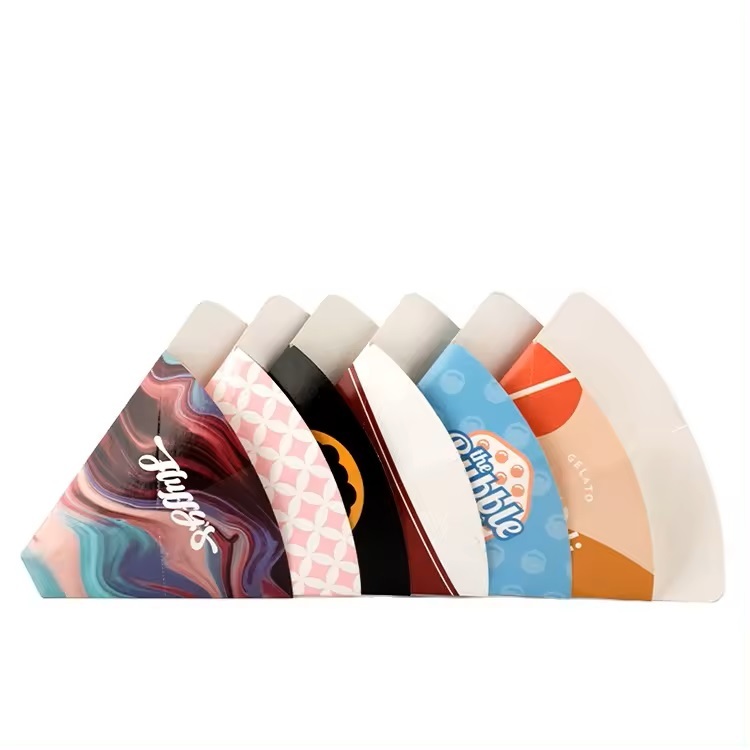 Custom printed coated paper cones paper food grade paper bubble waffle holder Cone Packaging