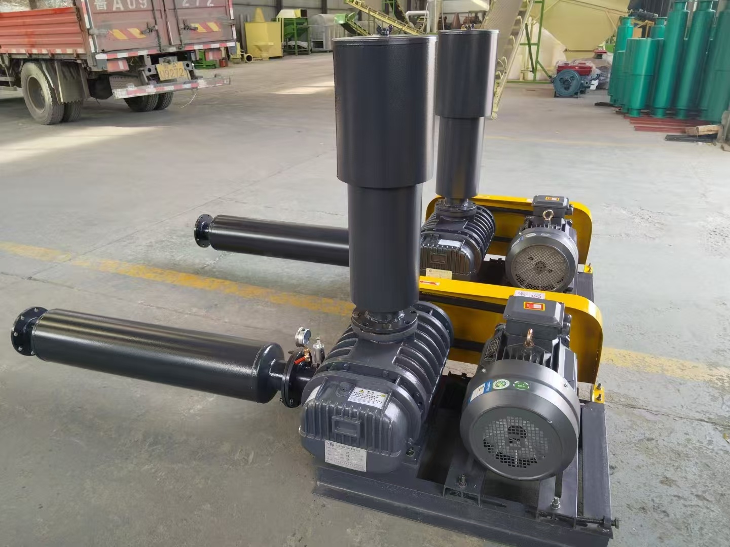 進口技術低噪音魯式風機