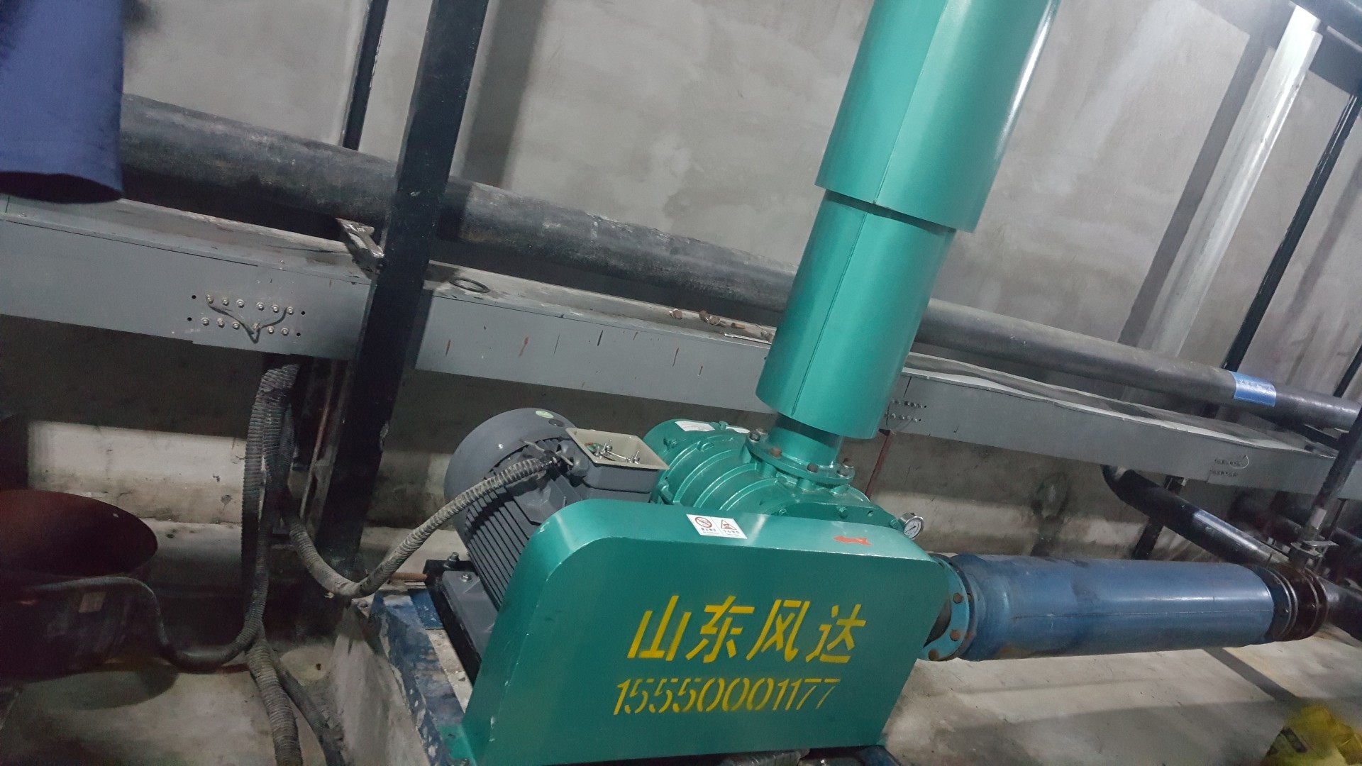 某三甲醫院污水處理站使用我公司三葉羅茨鼓風機