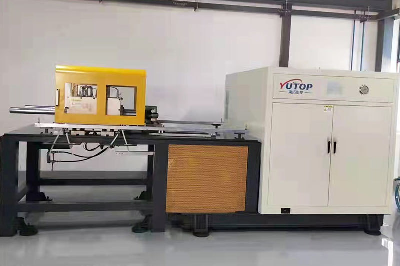 Reciprocating seal test bench