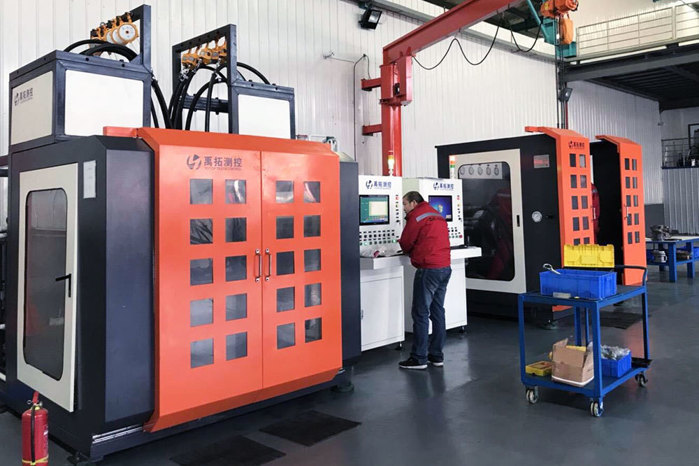 Hydraulic component integrated test bench