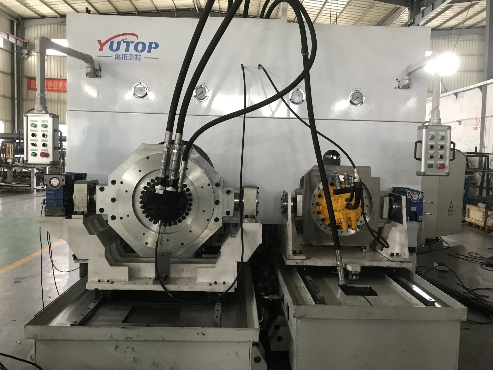 Hydraulic motor factory test bench