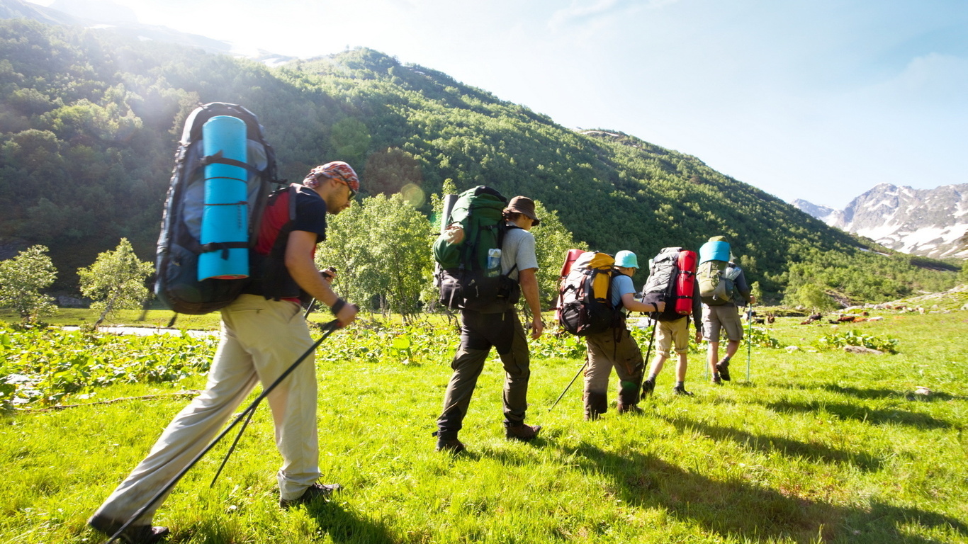 How Our Waterproof & UV-Resistant Webbing Empowers Leading Outdoor Brands with Durable Sustainability