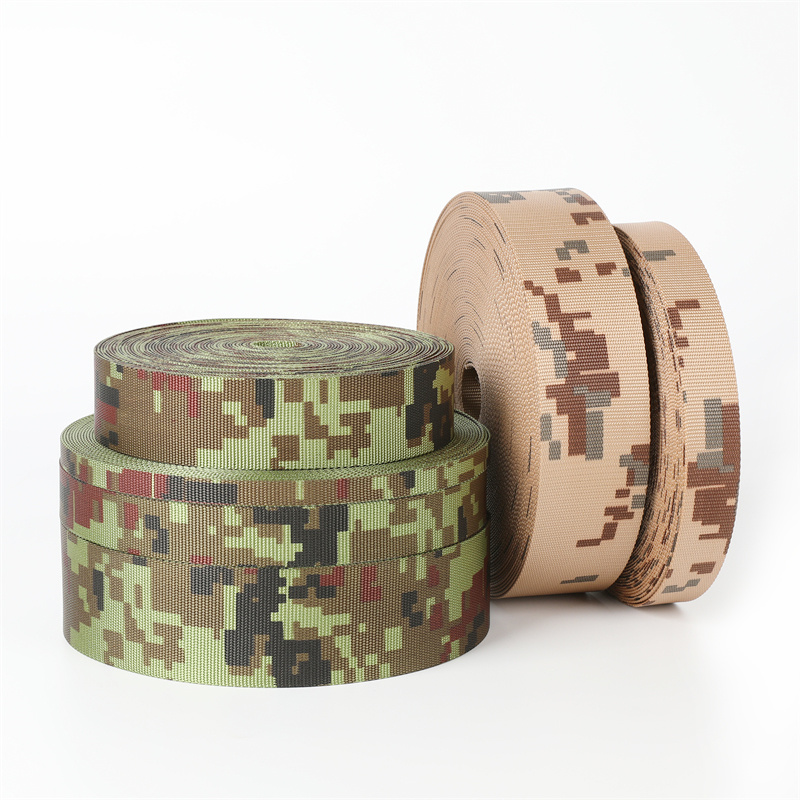 NATO's Estonian Digital Camouflage Uniform M06 ESTDCU Woodland Camo PES Webbing