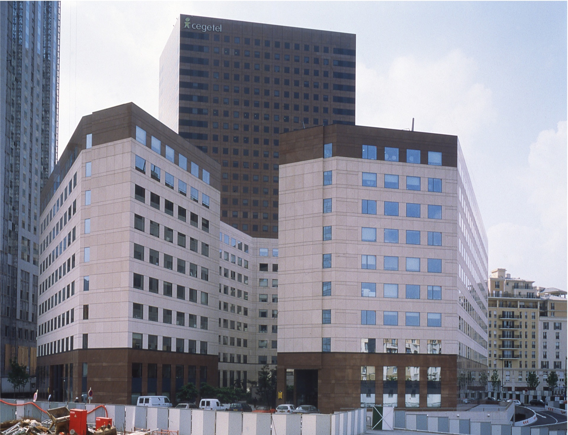 Newbridge et Cegetel, ZAC Danton, Courbevoie la Défense, France