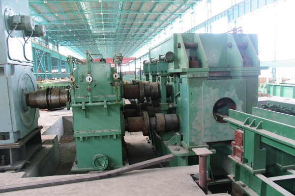 The extracting mill of the largest domestically and the most stands