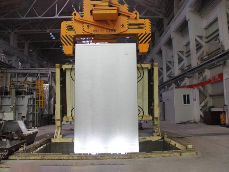 Large Flat Ingot Casting: Technical Challenges and Market Prospects