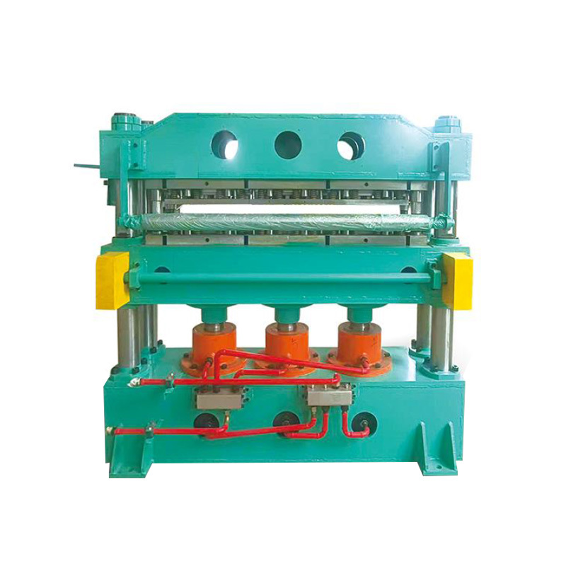 導(dǎo)柱式縫合機