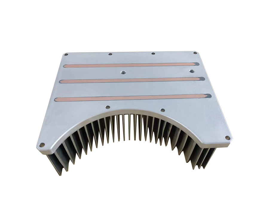 Extursion heat sink embedded heat pipes for Driver heat dissapation