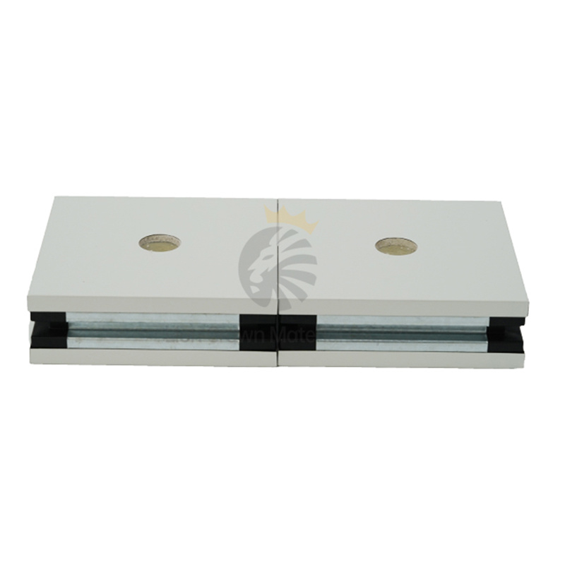 Manual clean room panel
