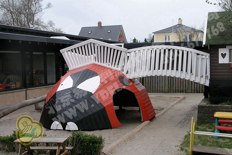 Hubei outdoor children non-standard customized amusement equipment