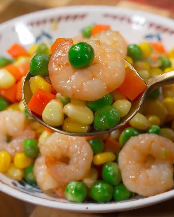 Mixed Stir-fried Shrimp