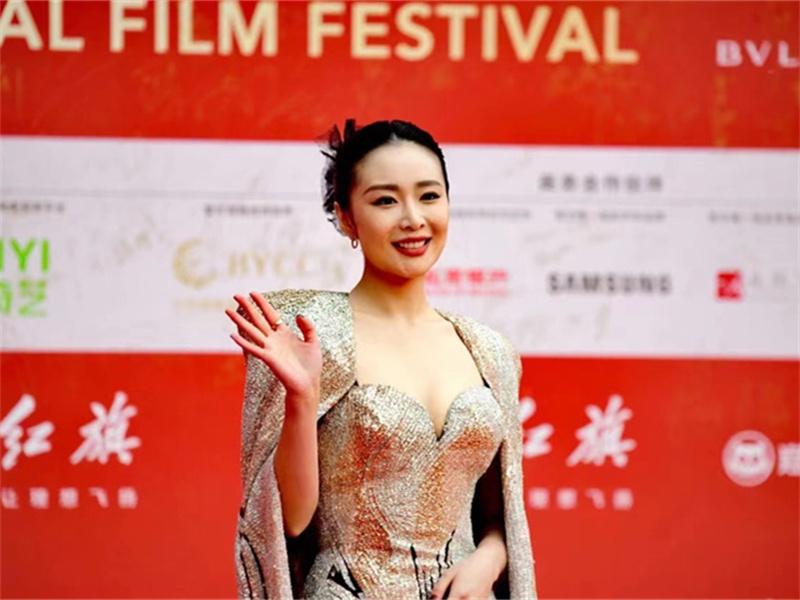 為藝人高葉提供特保護(hù)衛(wèi)