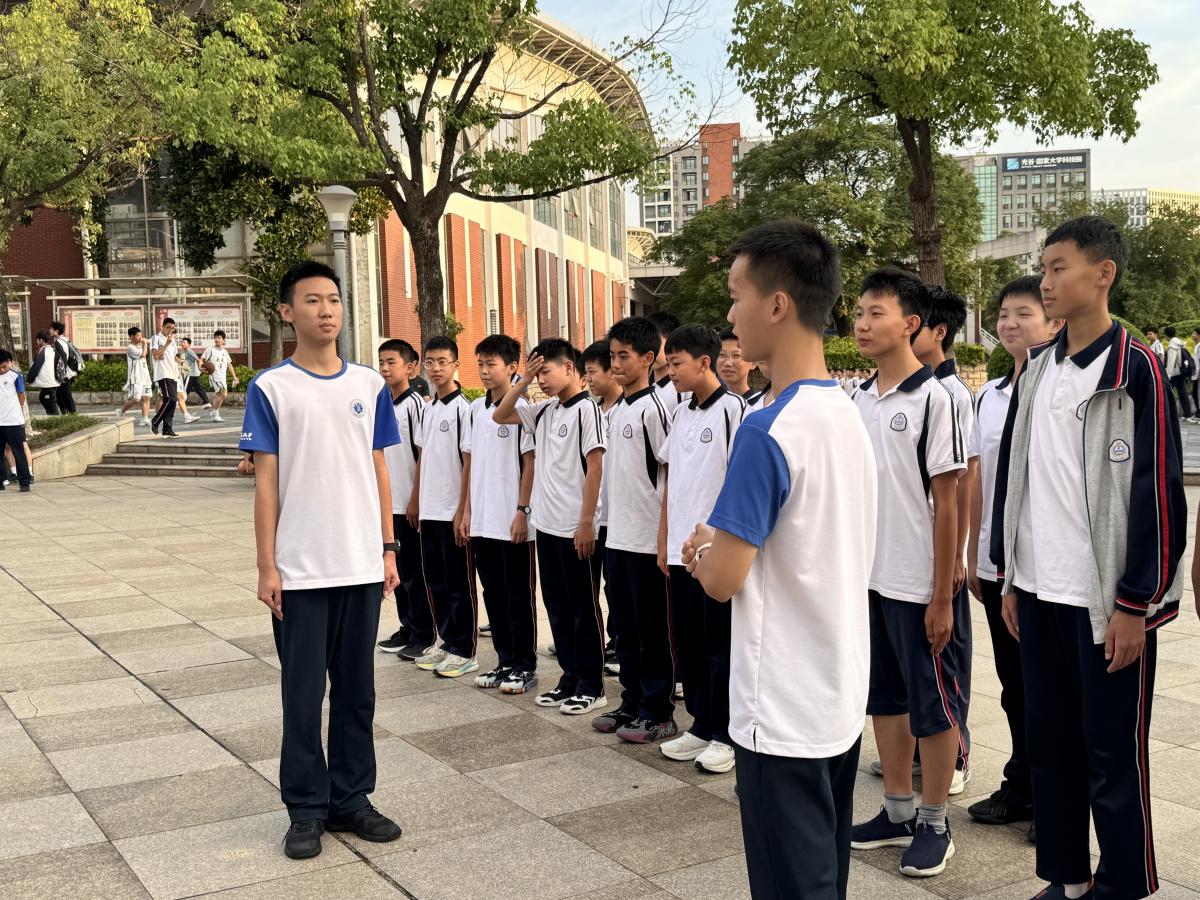 손을 잡고 손을 잡고 나란히 걸어 가자 - 7 학년 문명 성장 시리즈의 특별한 에볼루션 카지노 활동 팀 훈련을 기억하십시오